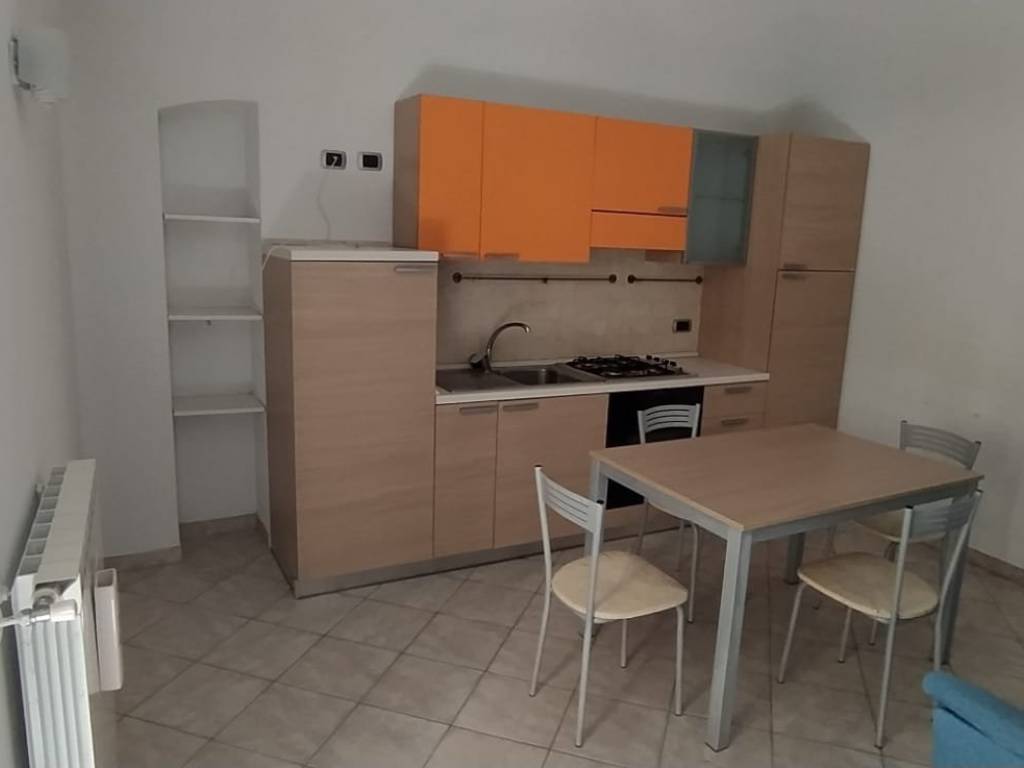 Appartamento a Alessandria in Via Urbano Rattazzi, 42 - Foto 2