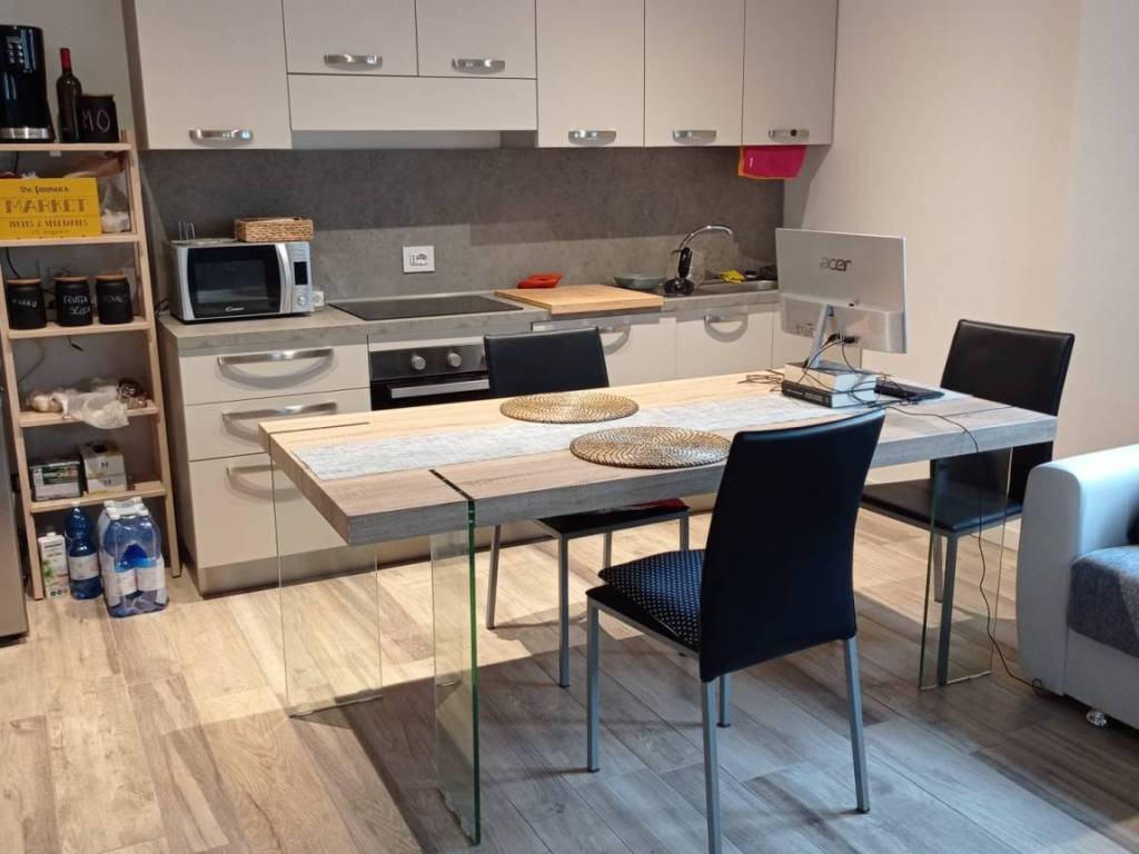 Appartamento a Parma in Via Fratelli Vignali, 10 - Foto 2
