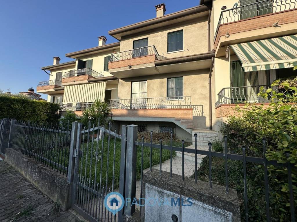 Villa a Due carrare in Via Roma - Foto 2