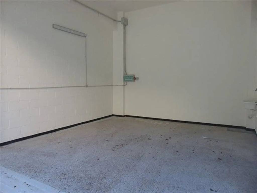 Box / garage a Loano in Via Aurelia S.N.C. - Foto 2