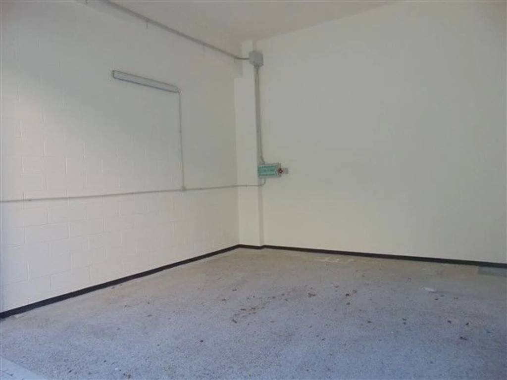 Box / garage a Loano in Via Aurelia S.N.C. - Foto 5