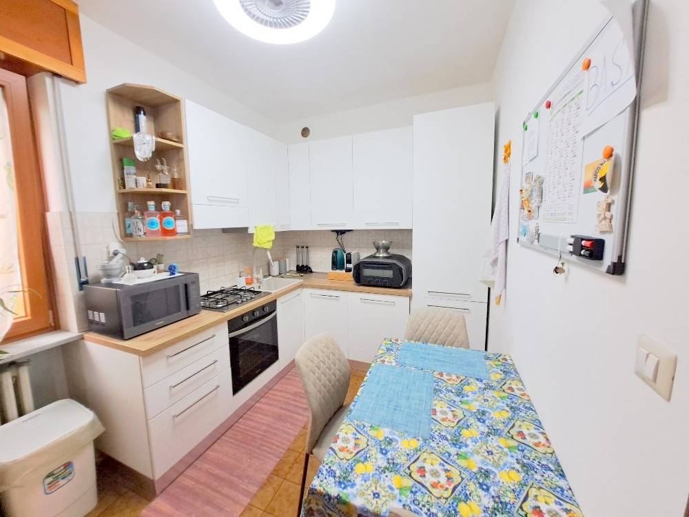 Appartamento a Santhià in Via Filippo Juvarra - Foto 4