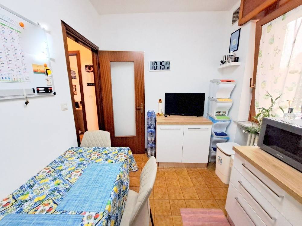 Appartamento a Santhià in Via Filippo Juvarra - Foto 5