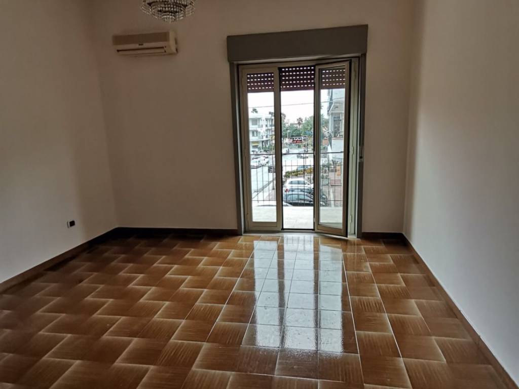Appartamento a San filippo del mela in Corso Aldo Moro, 56 - Foto 4