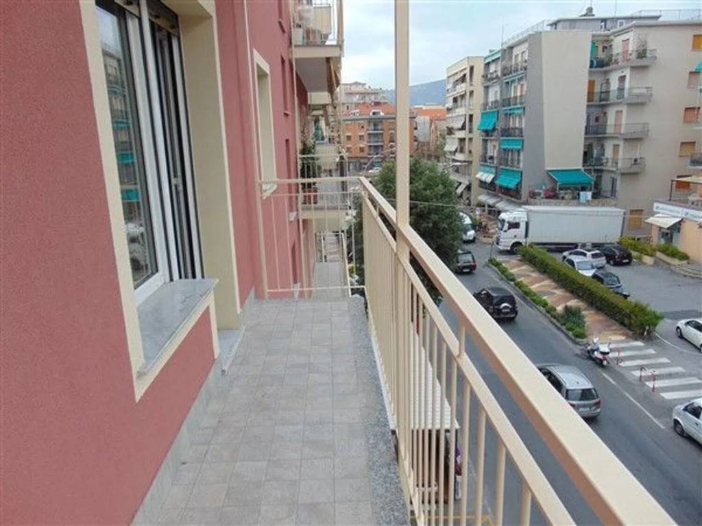 Appartamento a Loano in Via Aurelia, 105 - Foto 3
