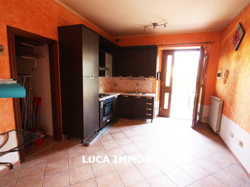 Appartamento a Buggiano in Via Lucchese - Foto 2
