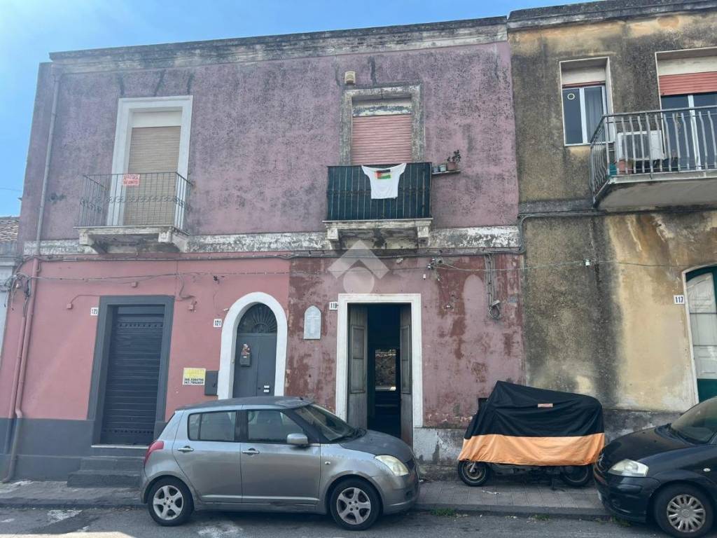 Casa indipendente a Giarre in Via S. Martino, 119 - Foto 3