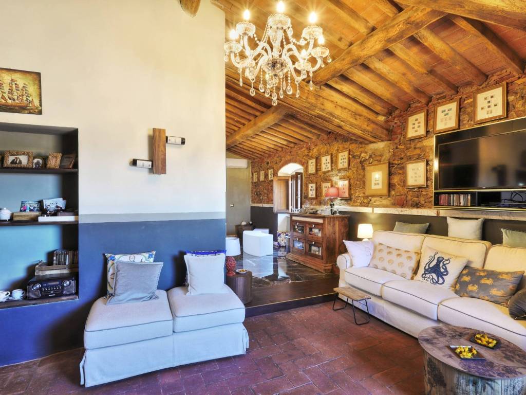 Appartamento a Castagneto carducci in Via Vittorio Emanuele - Foto 3
