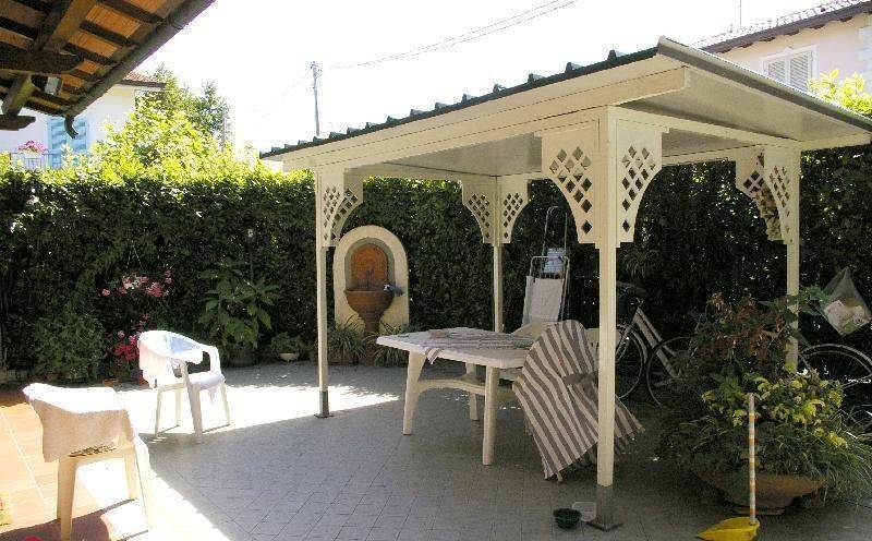 Casa indipendente a Forte dei marmi in Via Francesco Carrara - Foto 2