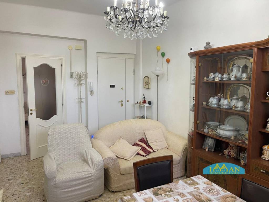 Appartamento a Ceglie messapica in Via Mercadante - Foto 2