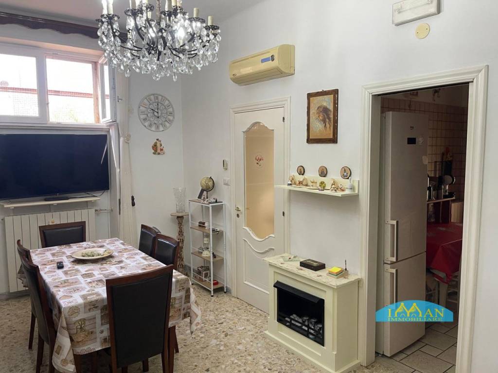 Appartamento a Ceglie messapica in Via Mercadante - Foto 5