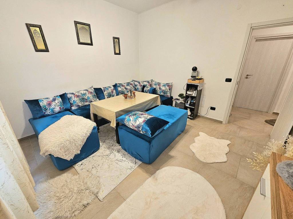 Appartamento a Laveno-mombello in Via Professor Monteggia, 2 - Foto 5