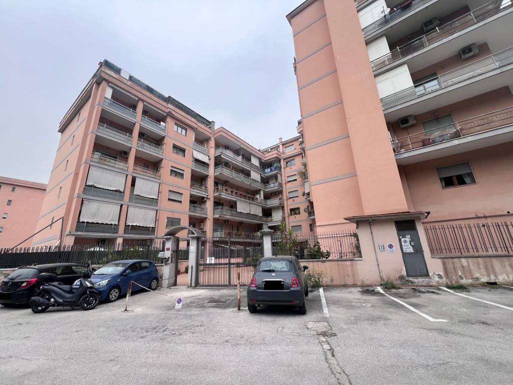 Appartamento a Napoli in Via Piave - Foto 2