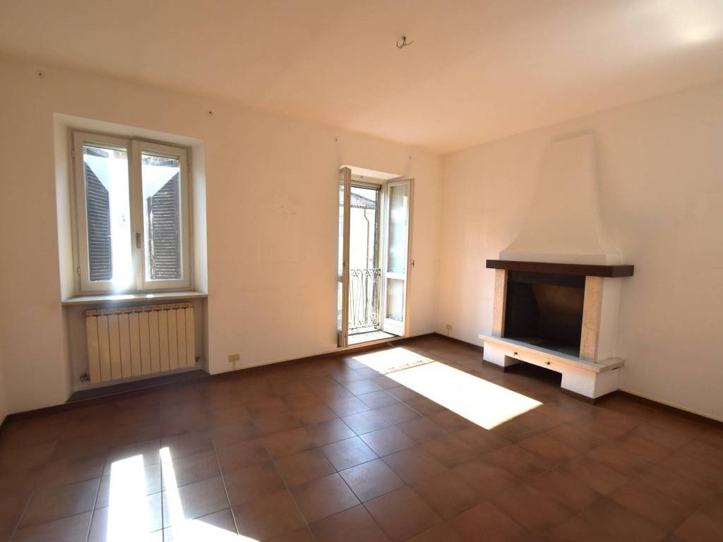 Appartamento a Vercelli in Via Rodolfo Gattinara di Zubiena - Foto 2