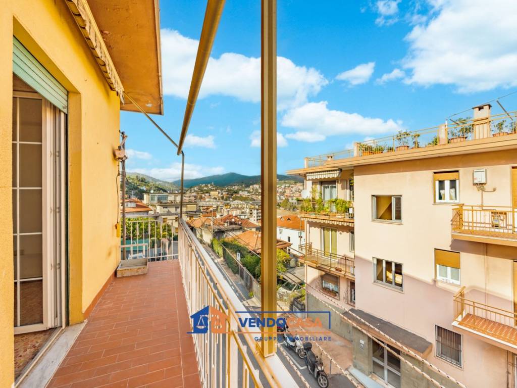Appartamento a Imperia in Via Sant'Agata, 74 - Foto 4