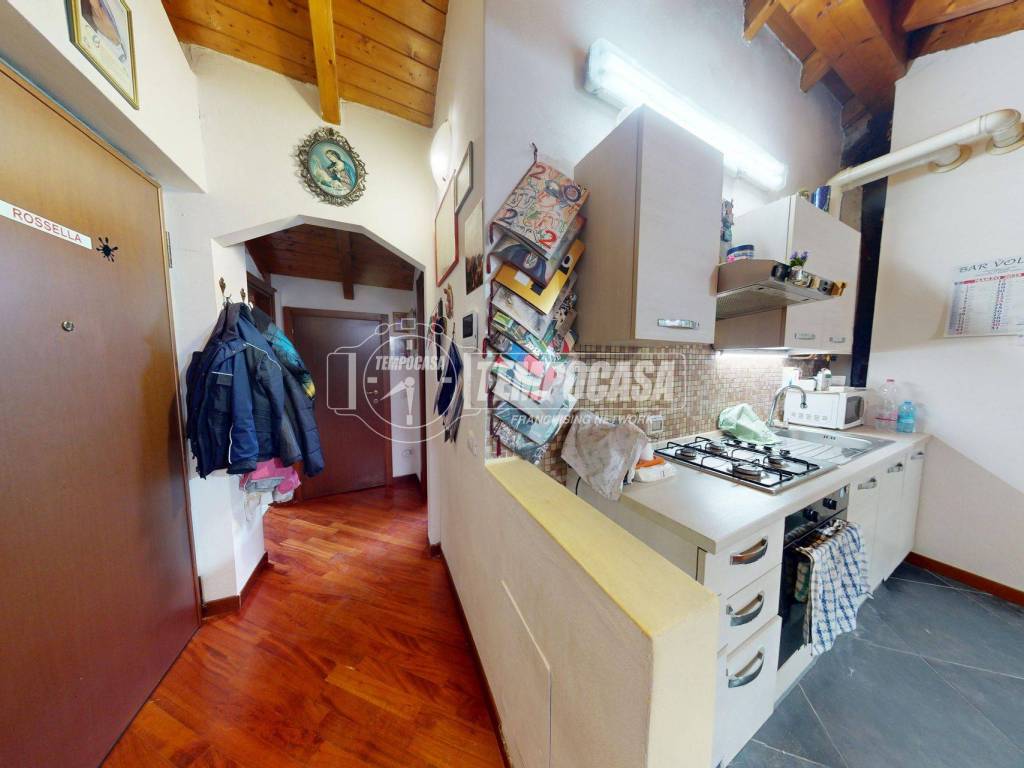 Appartamento a Olgiate comasco in Via Giuseppe Garibaldi, 1 - Foto 5