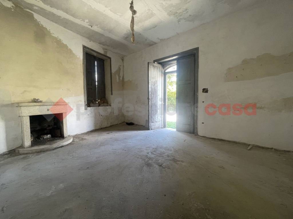 Casa indipendente a San martino valle caudina in via piacentile, 83/85 - Foto 4