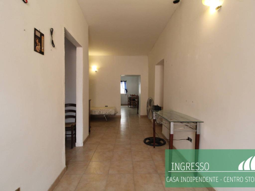 Casa indipendente a Mesagne in Piazza Orsini del Balzo - Foto 4