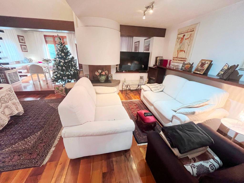 Villa a Prato in Via Gaetano Salvemini - Foto 3