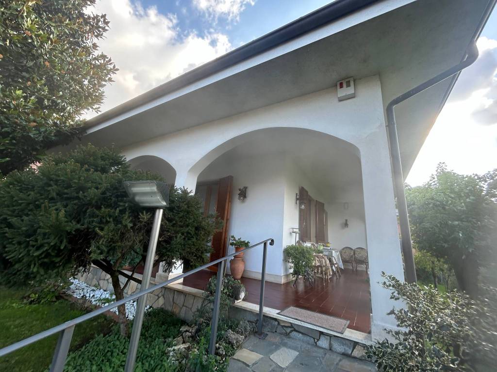 Villa a Alessandria - Foto 2