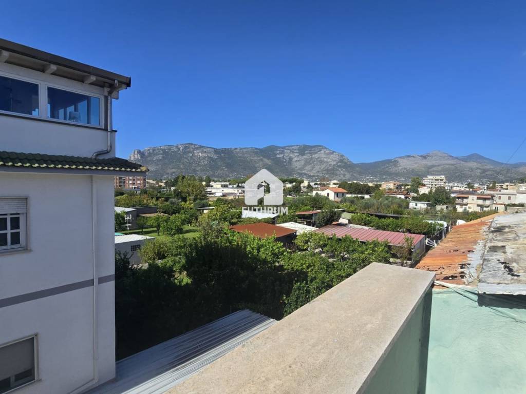 Appartamento a Terracina in Via Badino - Foto 2