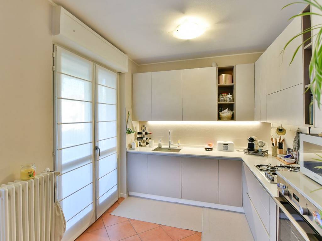 Appartamento a Cantù in Via Bersagliere - Foto 2