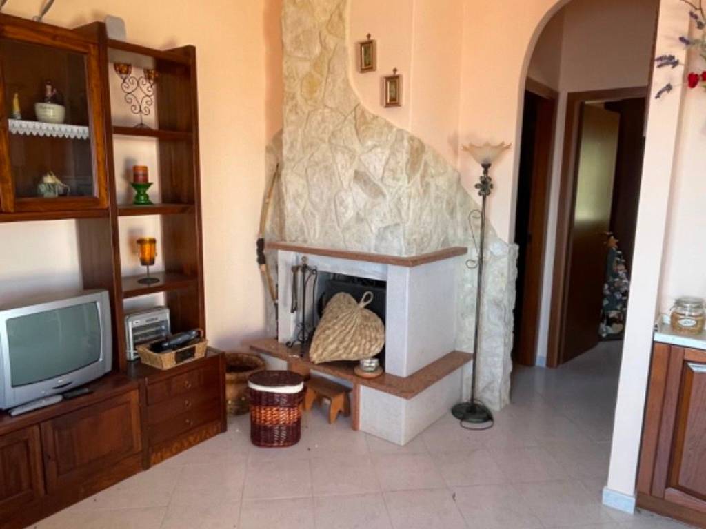 Appartamento a Lenola in Via Carduso - Foto 3