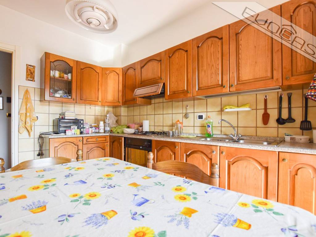 Appartamento a Pinerolo in Via Luigi Einaudi, 5 - Foto 4