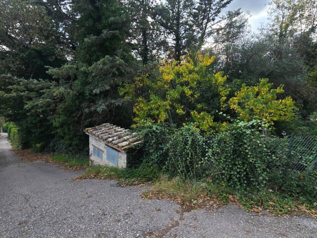 Terreno a Perugia in Strada di San Marino - Foto 2