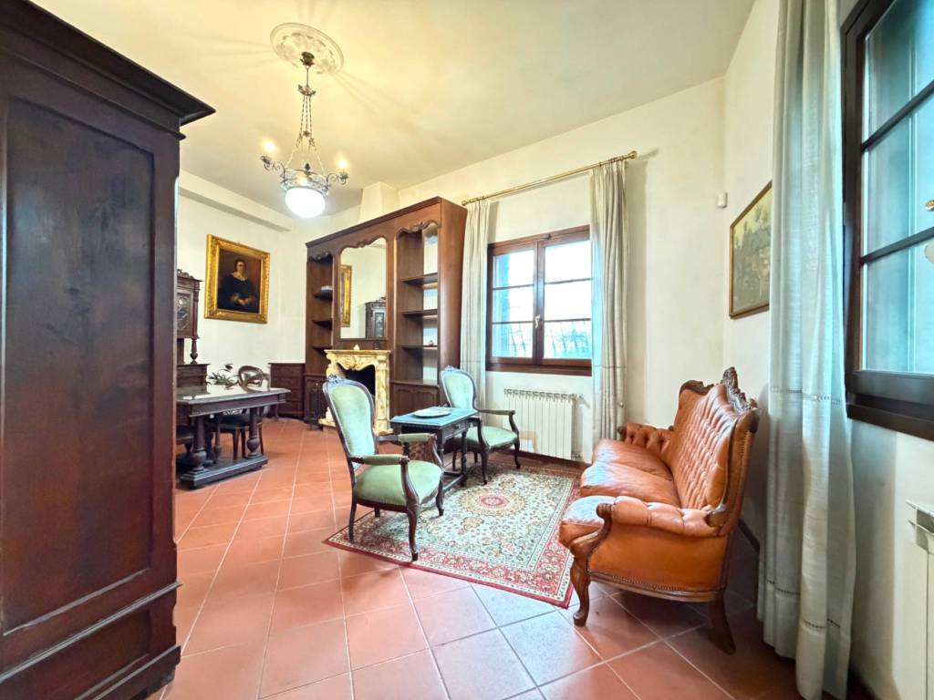 Villa a Campi bisenzio in Via Pistoiese, 601 - Foto 5