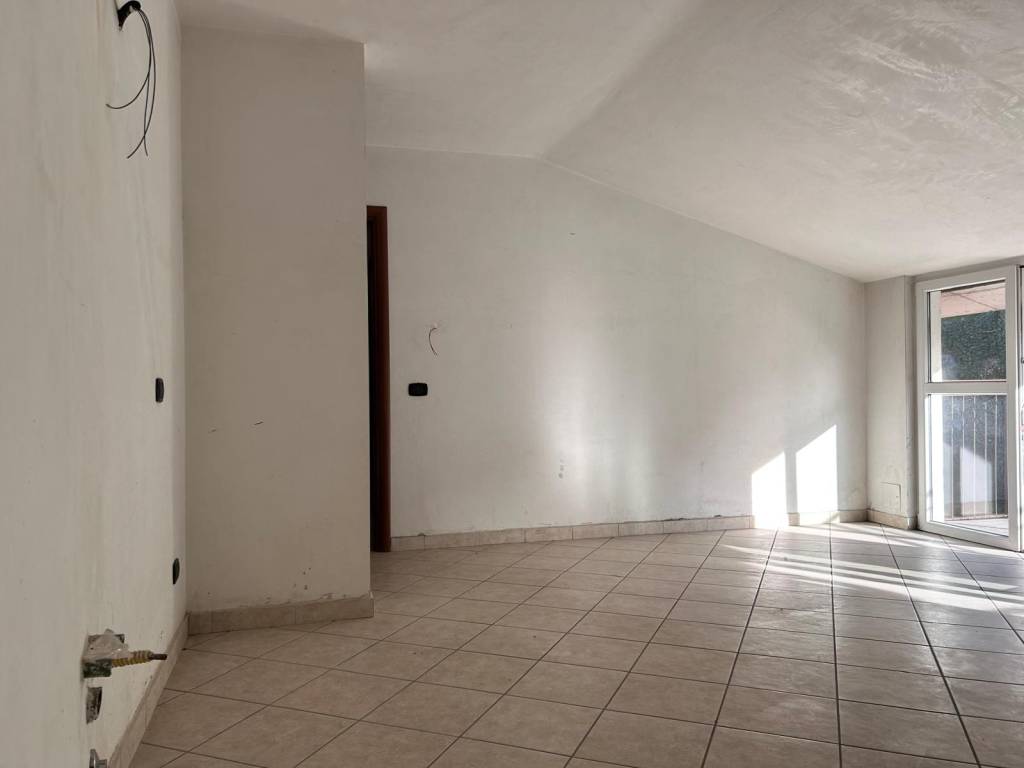 Attico / mansarda a Azzate in Via Piave, 50 - Foto 3