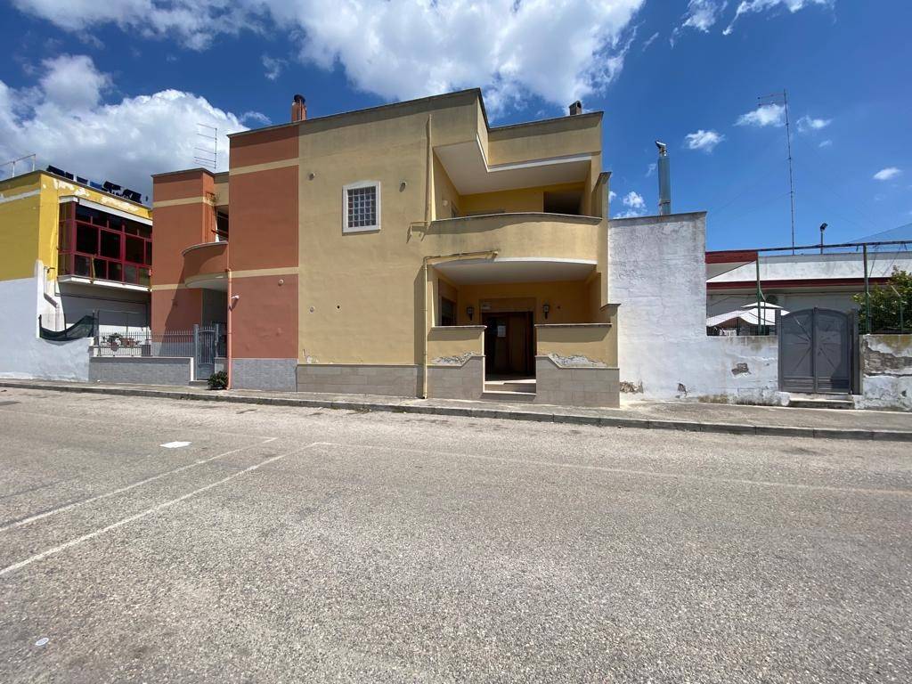 Immobile a Pulsano in Via degli Orti - Foto 2