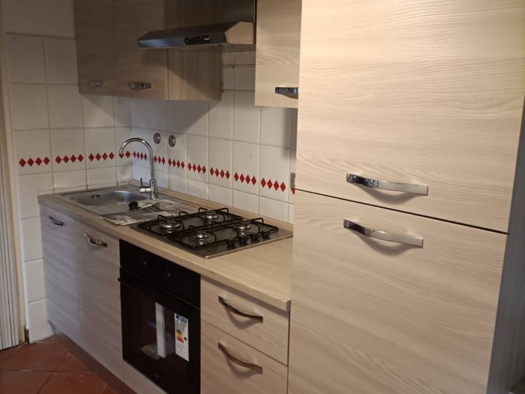 Appartamento a Modena in Corso Camillo Benso di Cavour - Foto 3