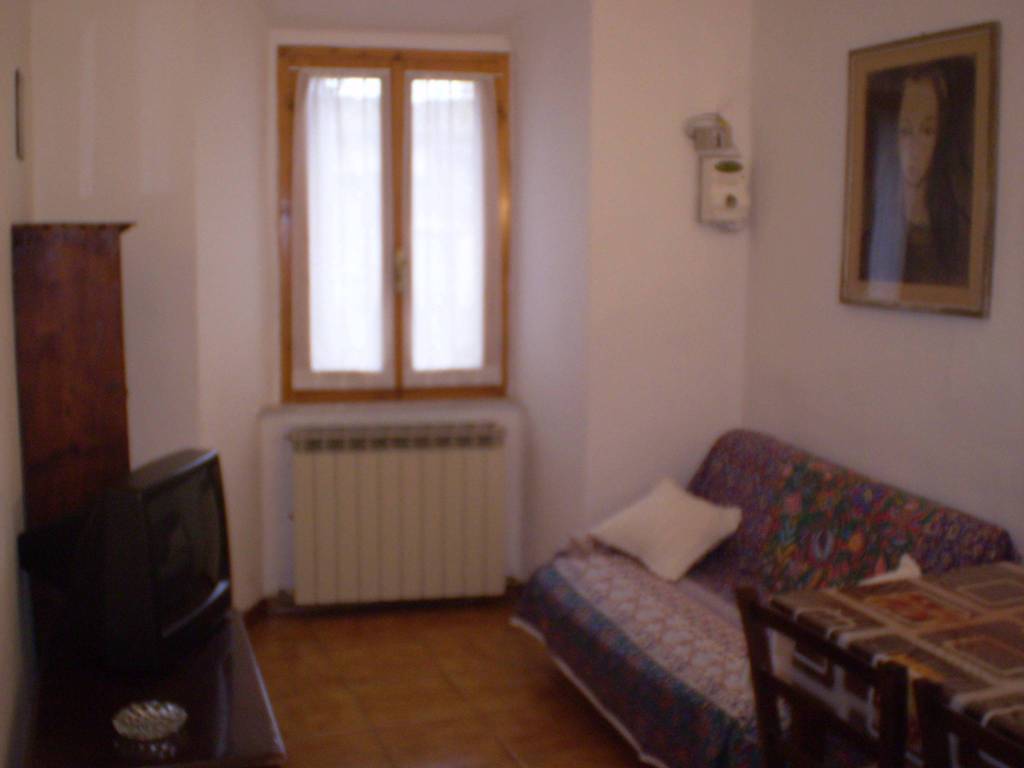 Appartamento a Castelnuovo berardenga in Via del Ponticino - Foto 4