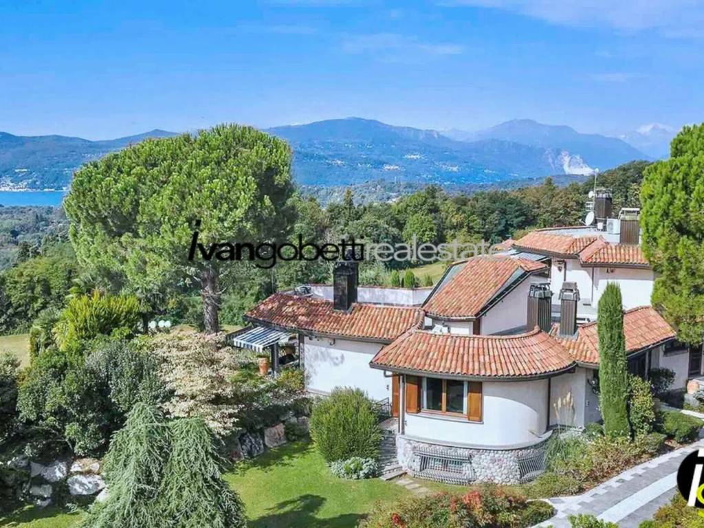 Villa a Besozzo in Via Monte Grappa S.N.C. - Foto 4
