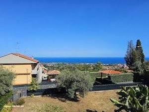 Villa a Aci catena in Via Grazia Deledda - Foto 3