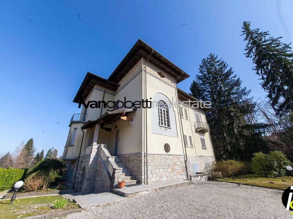 Appartamento a Gignese in Via Al Panorama, 38 - Foto 2