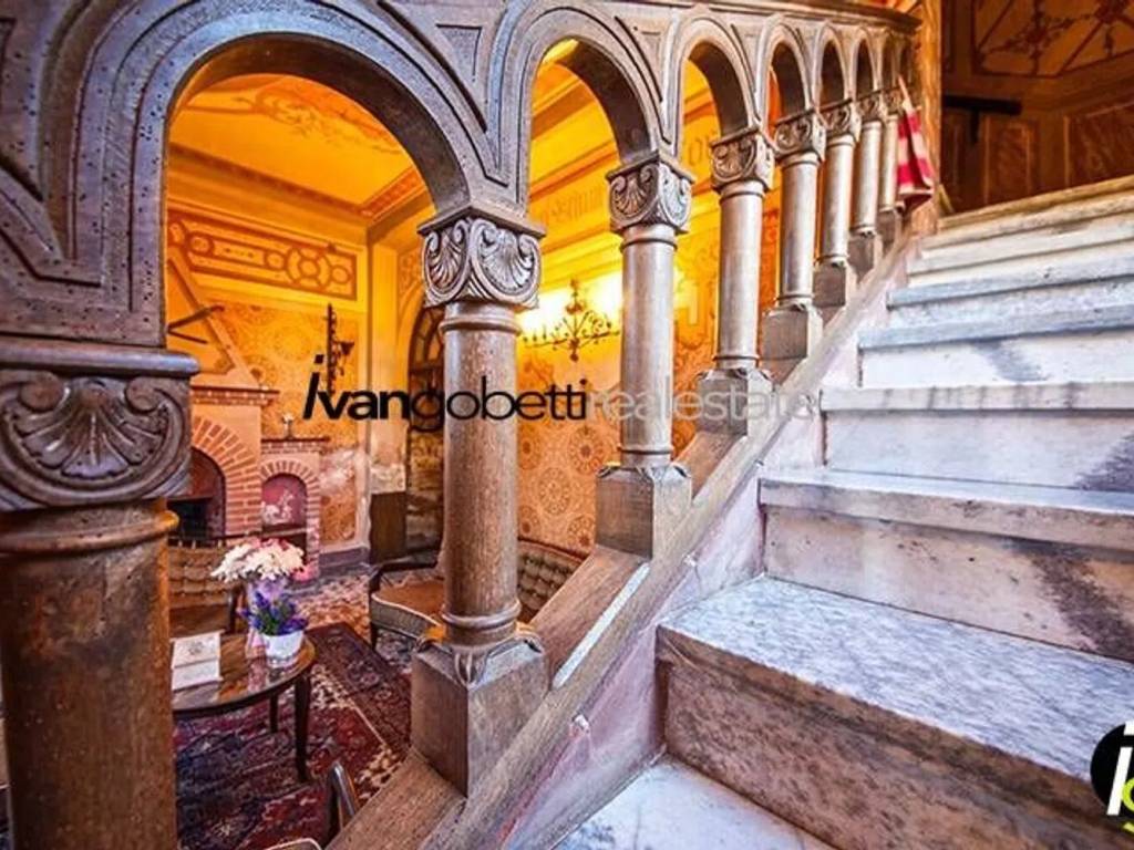 Villa a Borgomanero in Strada Provinciale 156 S.N.C. - Foto 3