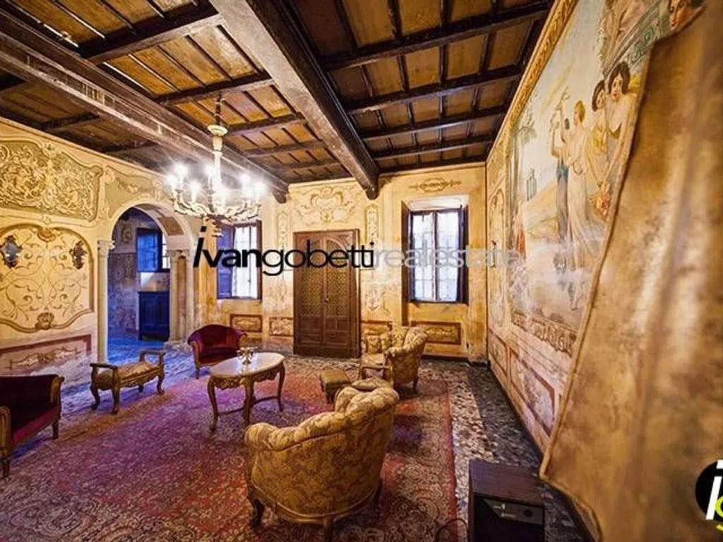 Villa a Borgomanero in Strada Provinciale 156 S.N.C. - Foto 4