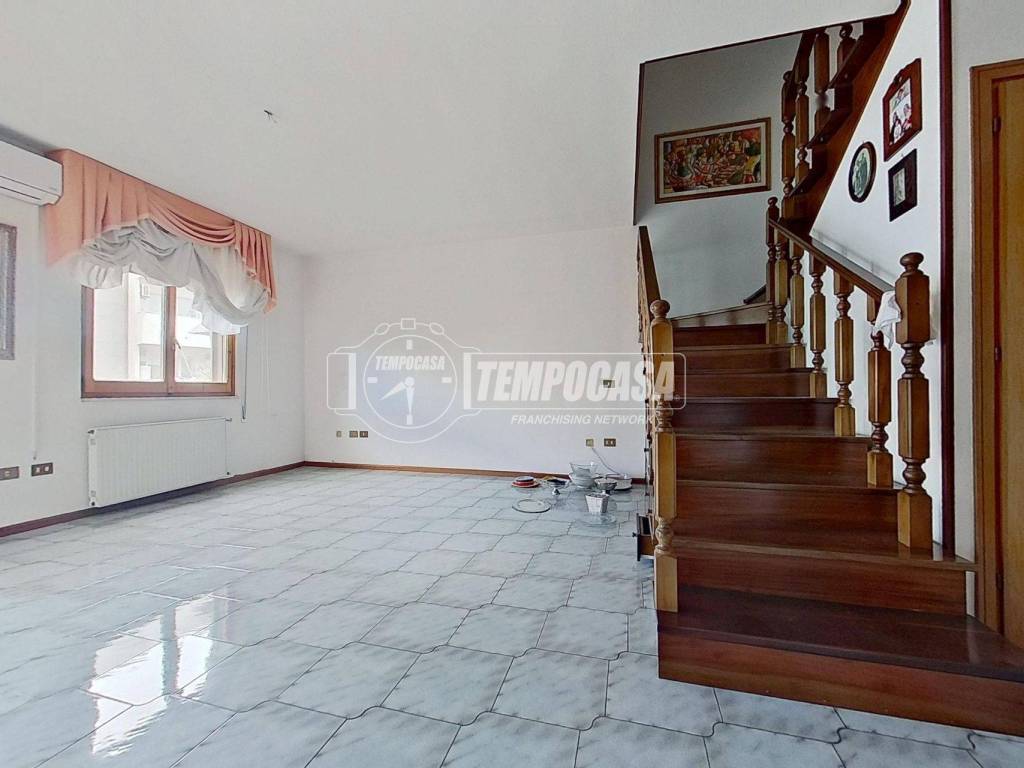 Appartamento a Assemini in Via Kolbe 12 - Foto 4