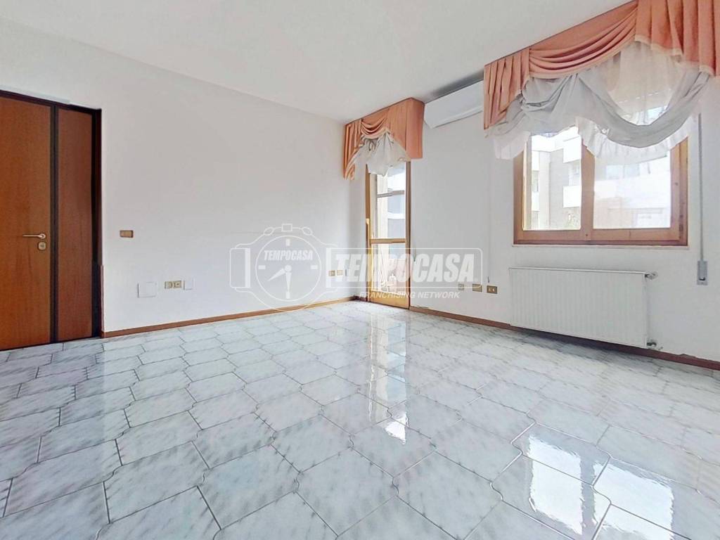 Appartamento a Assemini in Via Kolbe 12 - Foto 5