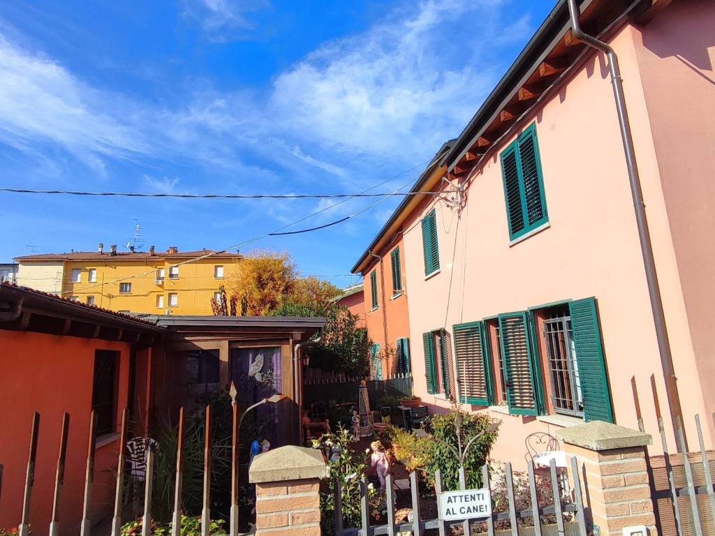 Appartamento a Casalecchio di reno in Via Cristoforo Colombo, 29 - Foto 3