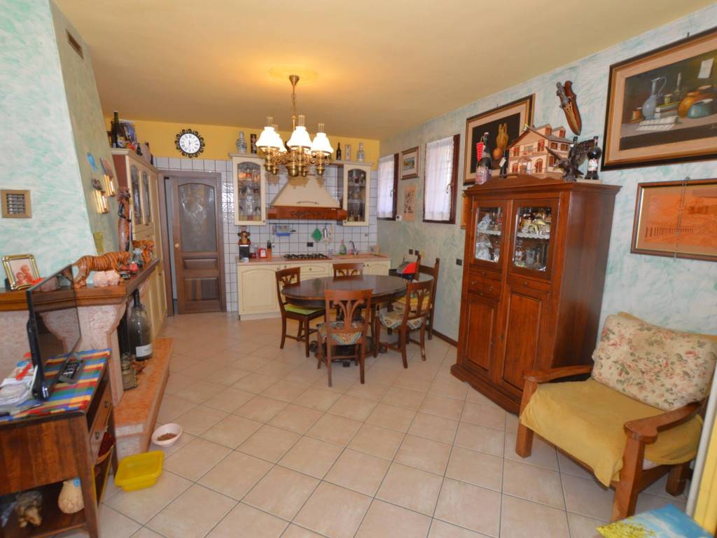 Appartamento a Casalecchio di reno in Via Cristoforo Colombo, 29 - Foto 5