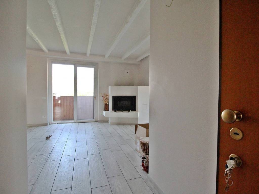 Appartamento a Vimodrone in Via Giuseppe Di Vittorio - Foto 2