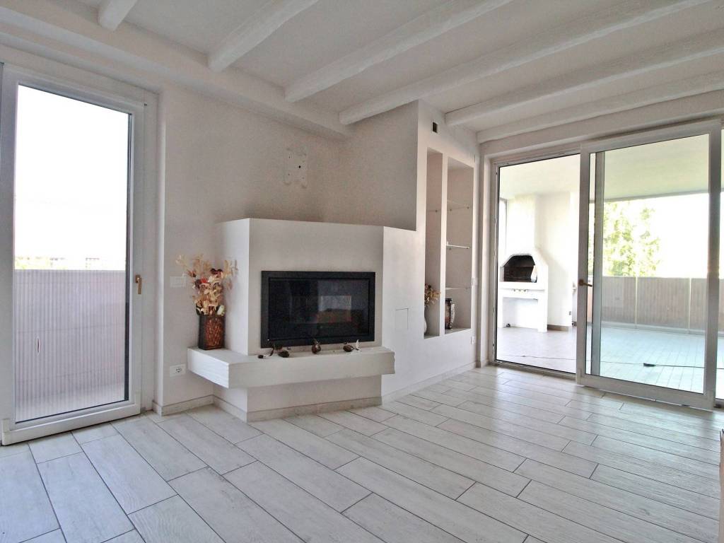 Appartamento a Vimodrone in Via Giuseppe Di Vittorio - Foto 3