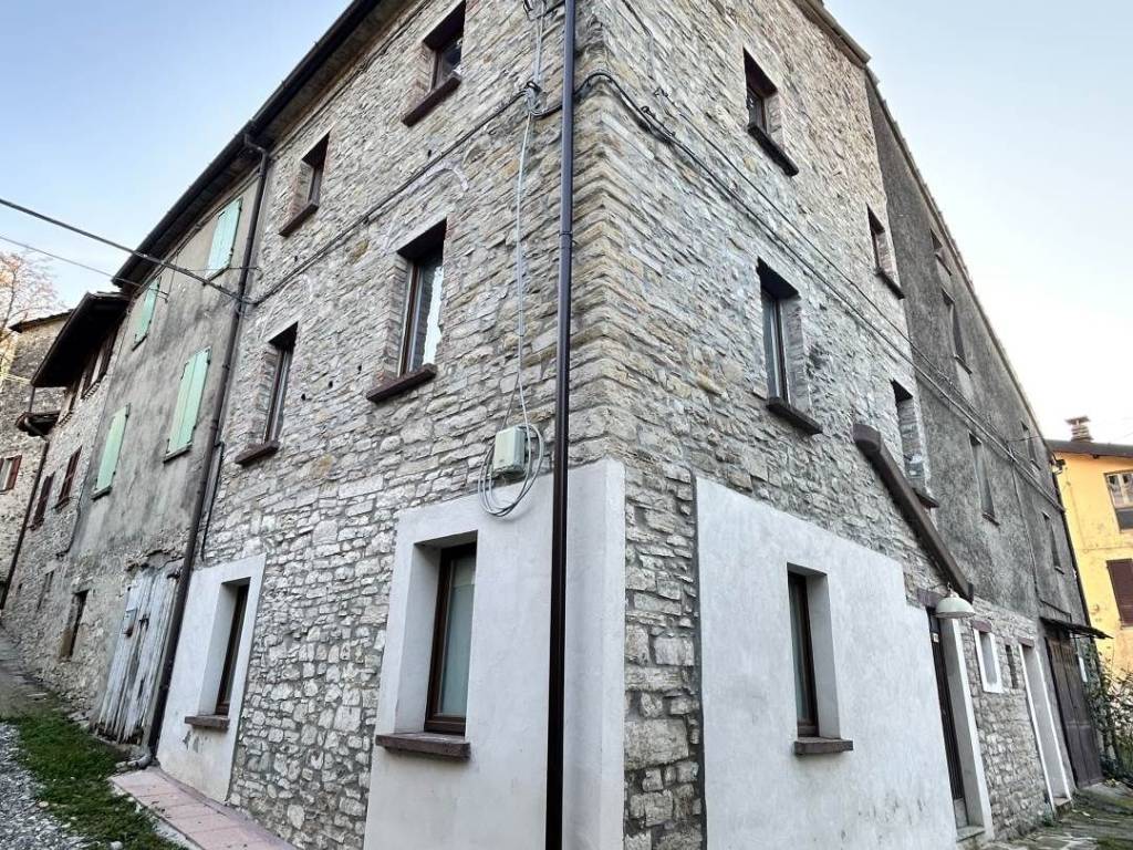 Casa indipendente a Travo - Foto 2