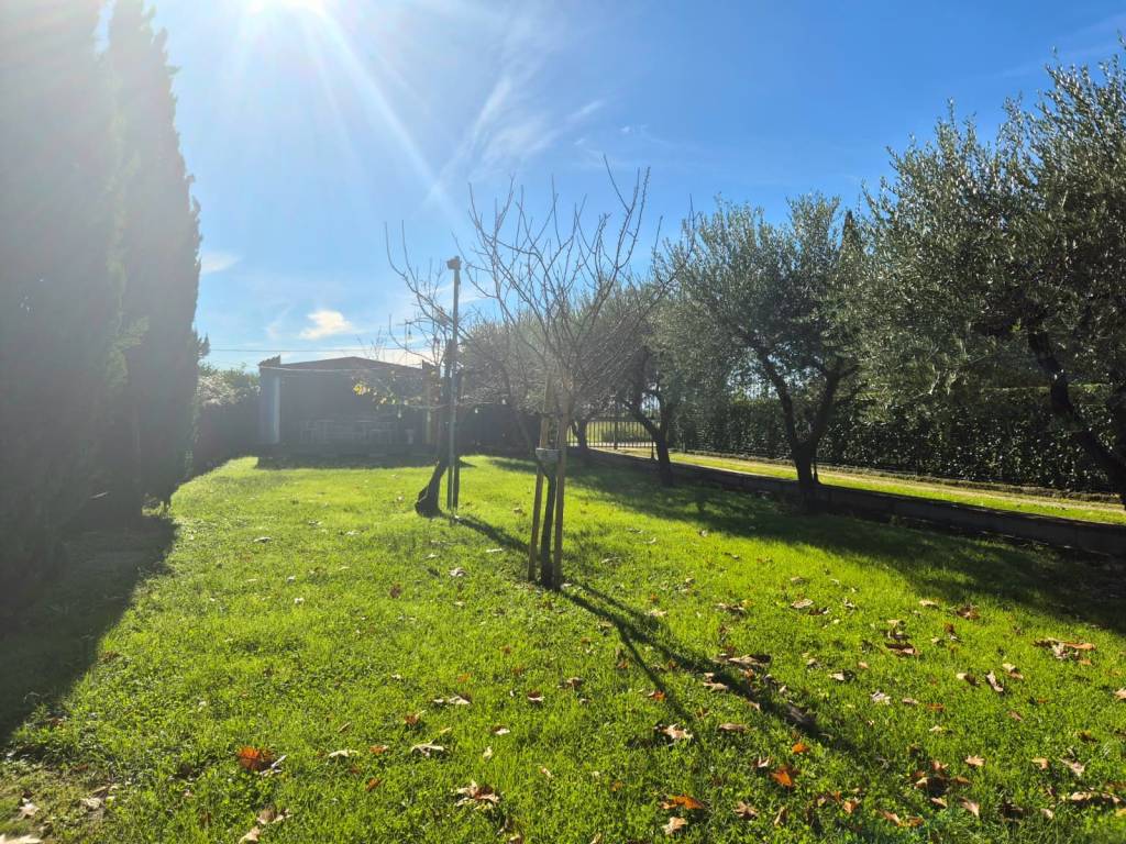 Casa indipendente a Pistoia in Via del Girone, 4 - Foto 3