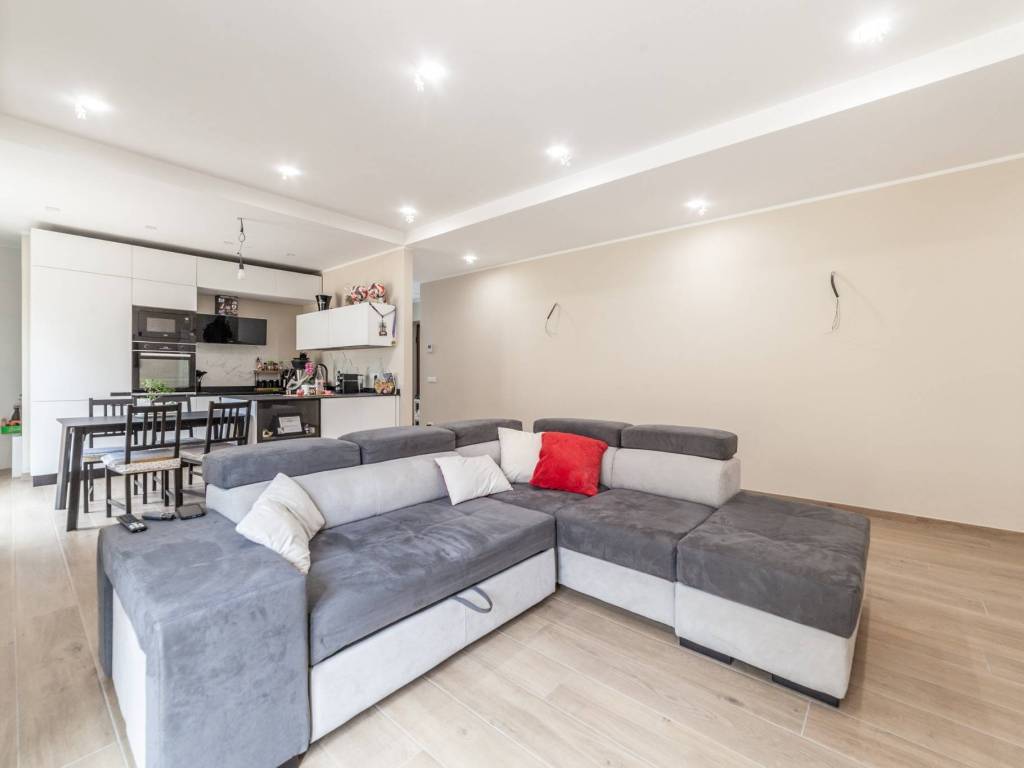Appartamento a Guidonia montecelio in Via Colle Fiorito, 90 - Foto 5
