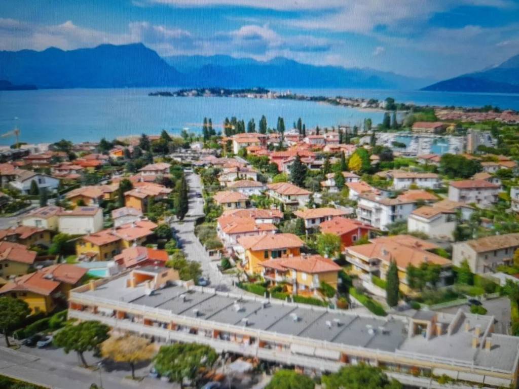Appartamento a Sirmione in Via Morandi No Number - Foto 2