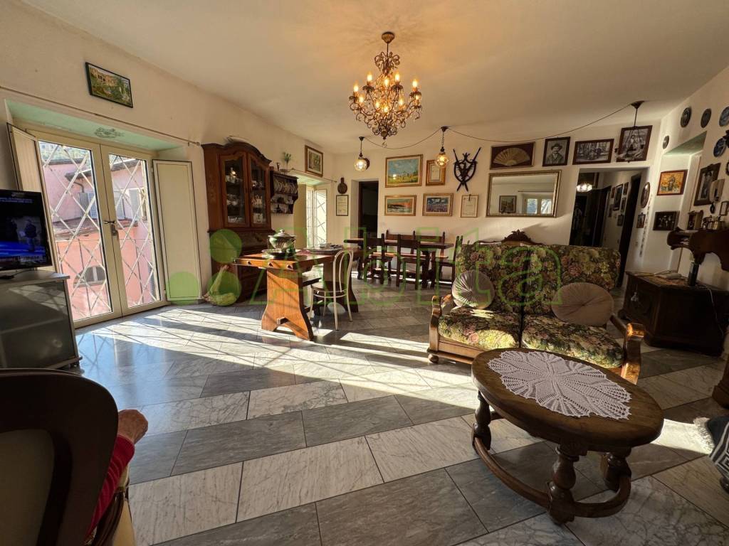 Appartamento a Borgo a mozzano in Via Umberto I - Foto 4